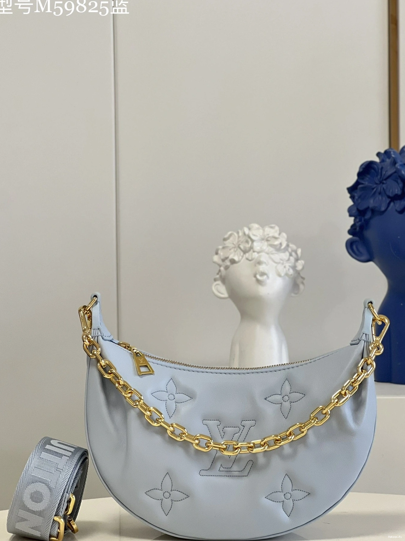 MOON LOUIS OVER THE VUITTON 0311